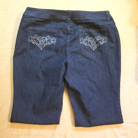 Chicos Denim Jeans Womens Size 3  (US 16) Short Blue Stretch Casual - Picture 2 of 12